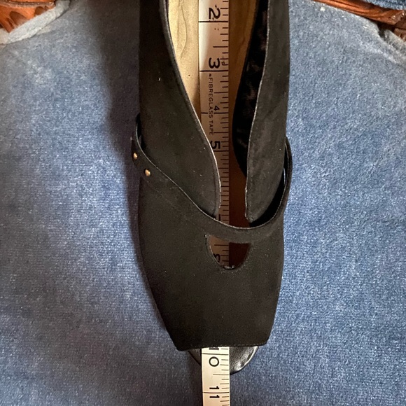 Bella Vita Nouveau Peep Toe Booties - Picture 10 of 10